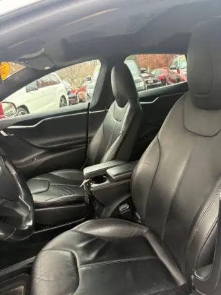 Modelo Tesla S 2014