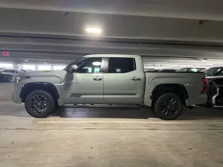 Toyota Tundra 4x4 Hybrida 2026