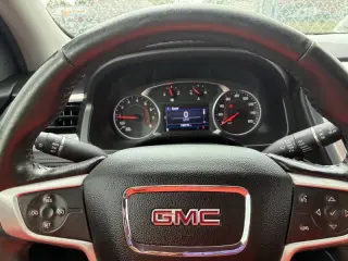 2020 GMC Acadia