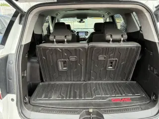 2020 GMC Acadia