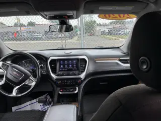 2020 GMC Acadia