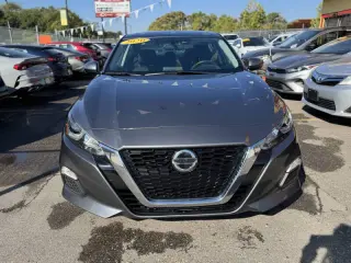 2020 Nissan Altima