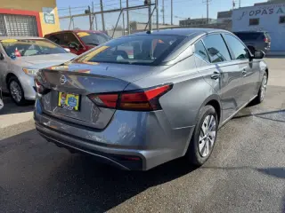 2020 Nissan Altima