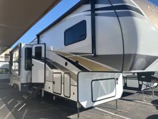 2022 Alliance RV Paradigm