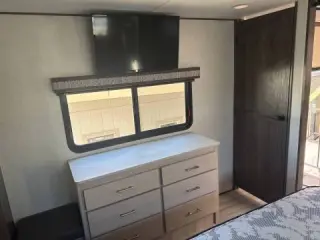 2022 Alliance RV Paradigm