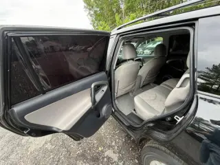 Toyota RAV4 2011