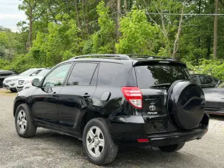 Toyota RAV4 2011