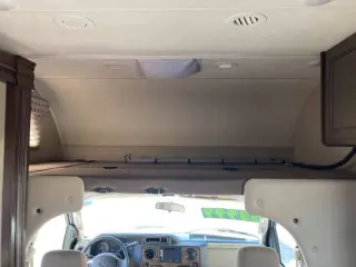 Ford E-Series 2018