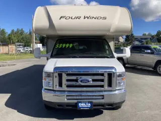 Ford E-Series 2018