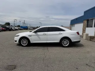 Ford Taurus 2015