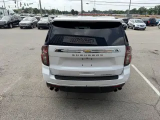 Chevrolet Suburban 2023