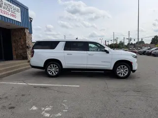 Chevrolet Suburban 2023