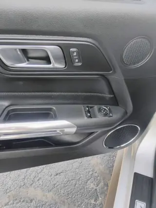 Ford Mustang 2019