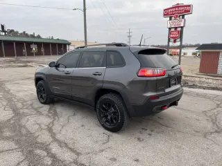 2020 Jeep Cherokee