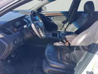2017 Ford Taurus