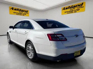 2017 Ford Taurus