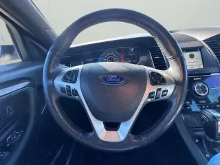 2017 Ford Taurus