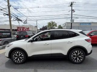 Escape Híbrido Ford 2020