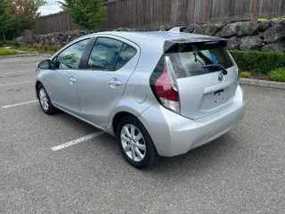 2017 Toyota Prius c