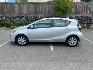 2017 Toyota Prius c