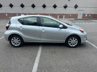 2017 Toyota Prius c