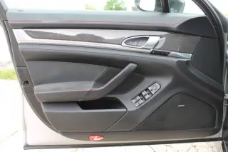 Porsche Panamera 2016
