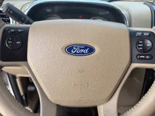 Ford Explorer Sport Trac 2008