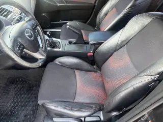 Mazda MAZDASPEED3 2011