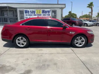 2013 Ford Taurus