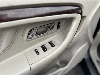 Ford Taurus 2011