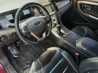 Ford Taurus 2015