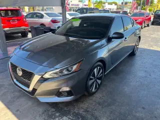 Nissan Altima 2019
