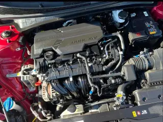 Hyundai ELANTRA 2024