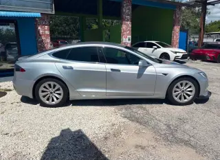 Modelo S 2017 de Tesla