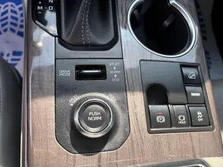 Toyota Highlander 2023