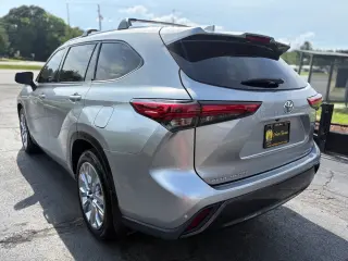 Toyota Highlander 2023