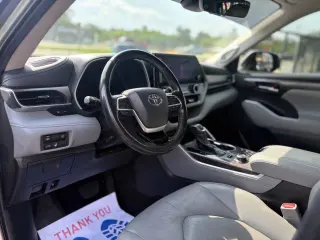 Toyota Highlander 2023
