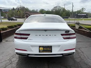 2023 Genesis G80