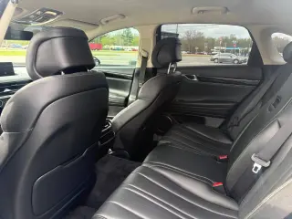 2023 Genesis G80