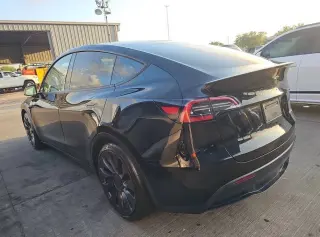 Modelo Y Tesla 2025