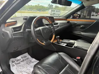 Lexus ES 350 2019