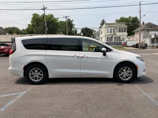 2023 Chrysler Voyager