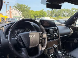 2022 Infiniti QX80