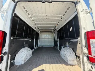 2021 RAM ProMaster Cargo Van