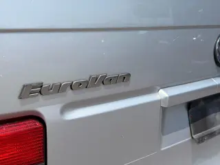 2003 Volkswagen EuroVan