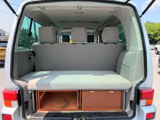 2003 Volkswagen EuroVan