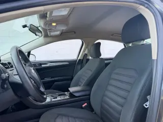 2017 Ford Fusion SE FWD