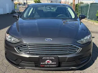 2017 Ford Fusion SE FWD