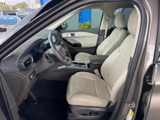 2021 Ford Explorer Platinum AWD