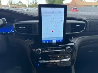 2021 Ford Explorer Platinum AWD